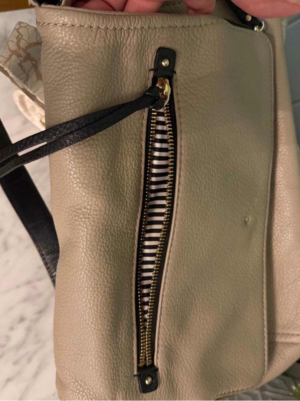 kate spade Cobble Hill Pebbled Leather Shoulder Bag in light Sand Gray - Picture 9 of 9
